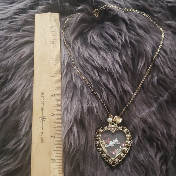 Betsey Johnson Jewelry Betsey Johnson Rare Gold Tone Shaky White